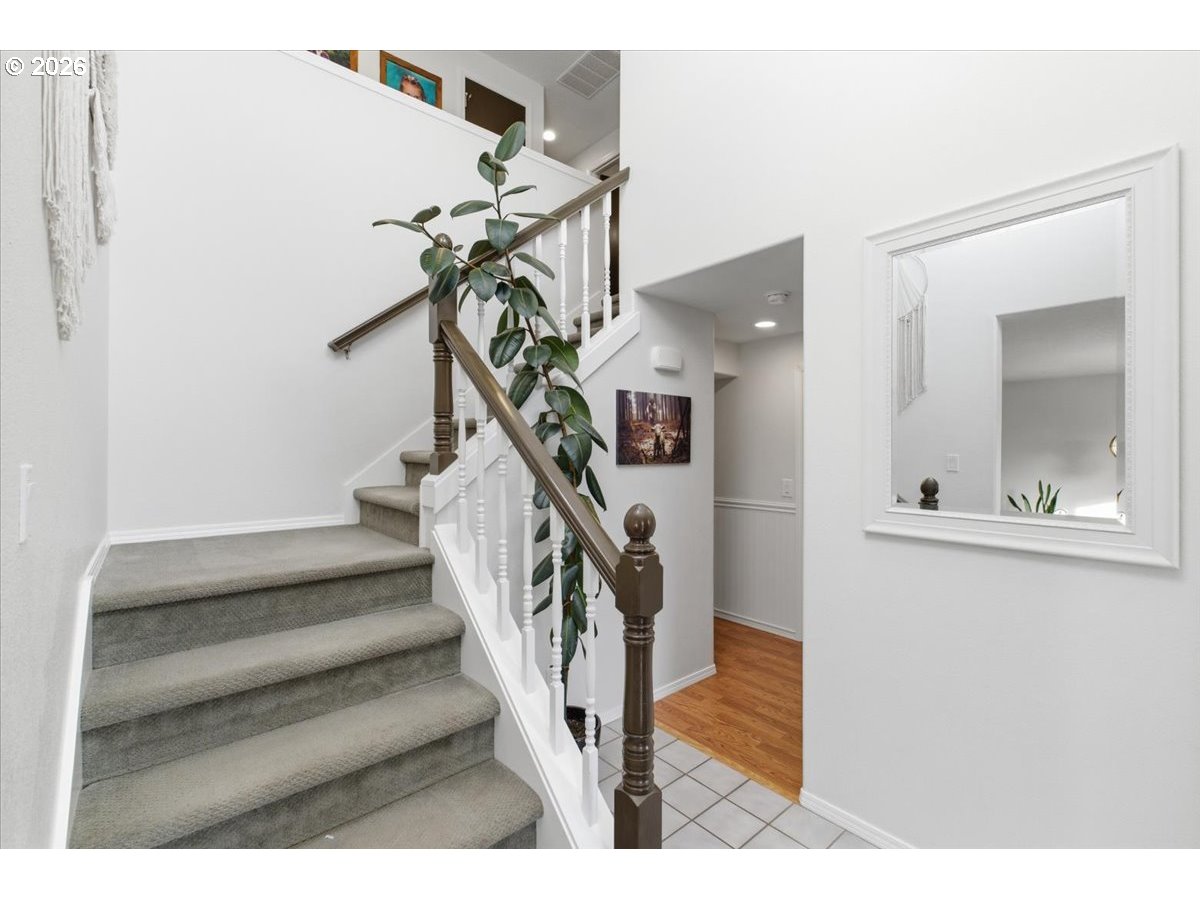 229 Hazelbrook Drive North Keizer, OR 97303 - Photo 27 of 48 a view of entryway and hall with wooden floor