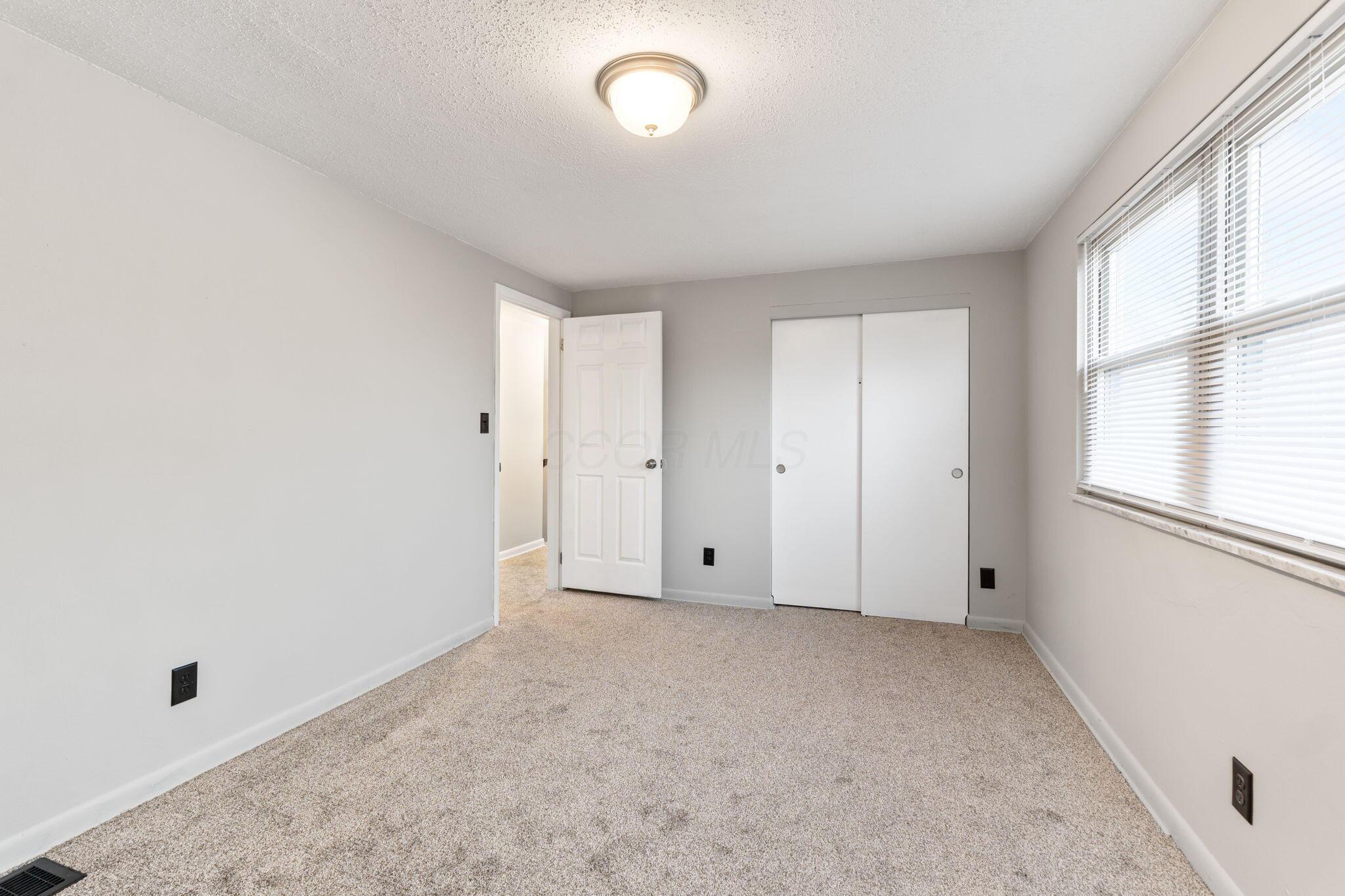 761 Ross Road Columbus, OH 43213 - Photo 41 of 78 761 Ross Road (Interior)-37