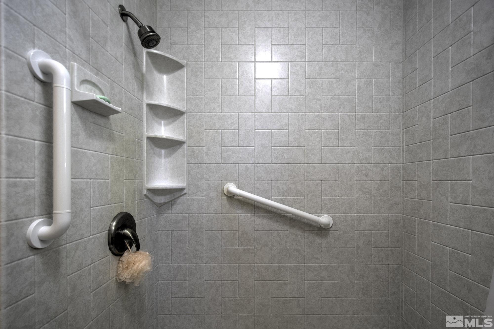 2626 Rice Road Fallon, NV 89406 - Photo 22 of 39 a bathroom with a shower