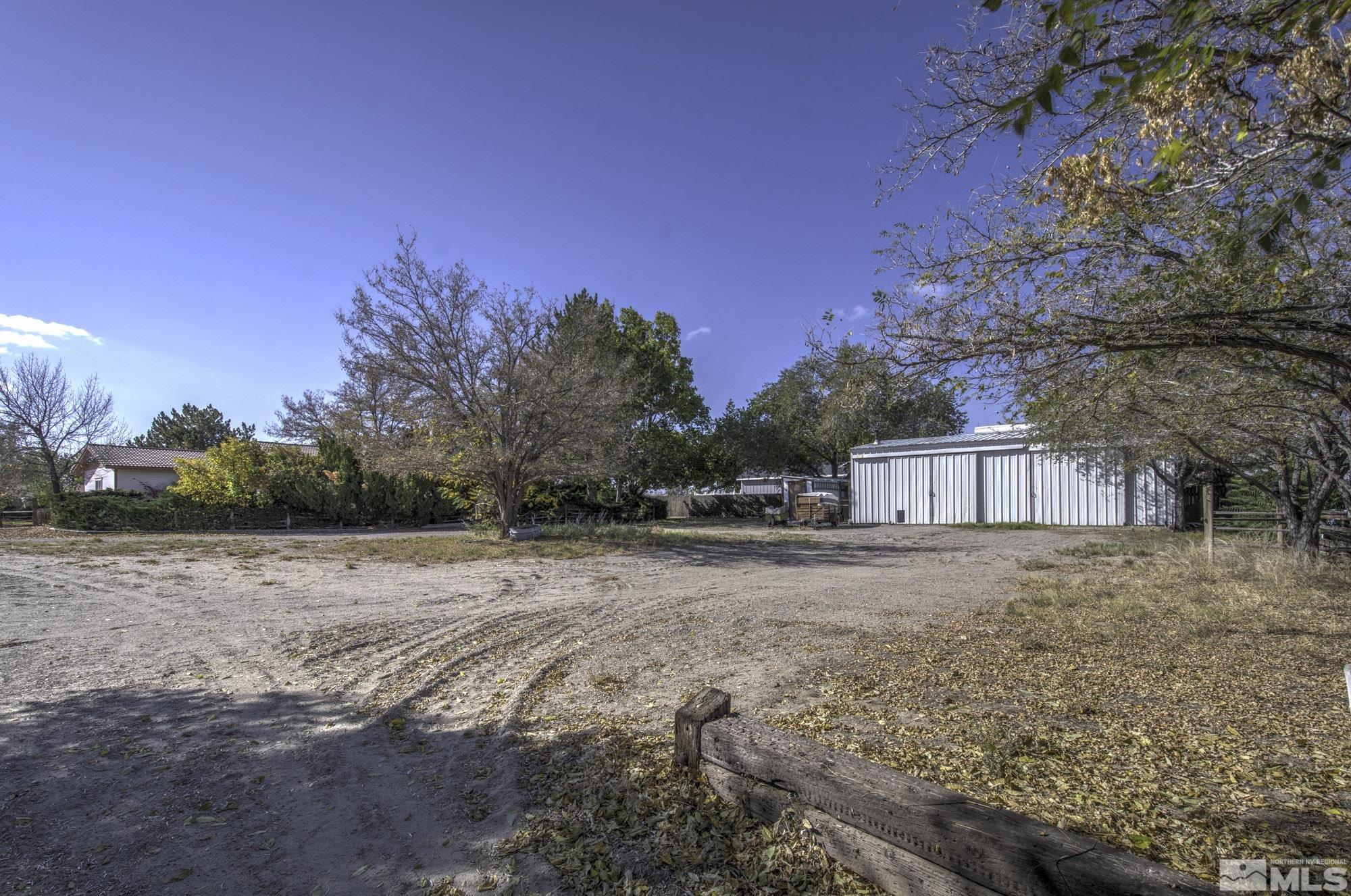 2626 Rice Road Fallon, NV 89406 - Photo 30 of 39 a view of dirt yard with a house