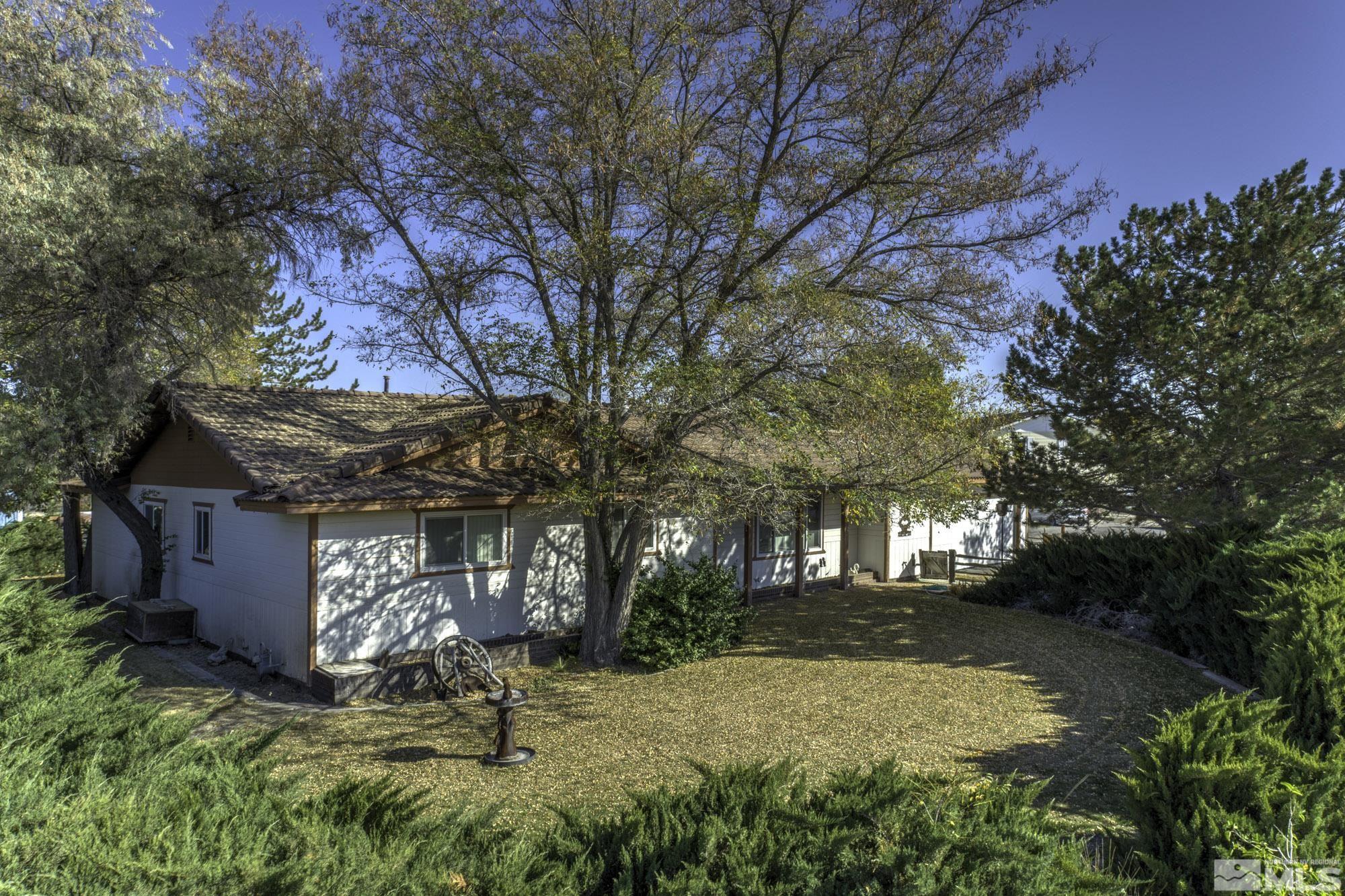 2626 Rice Road Fallon, NV 89406 - Photo 4 of 39 a view of a house with a yard