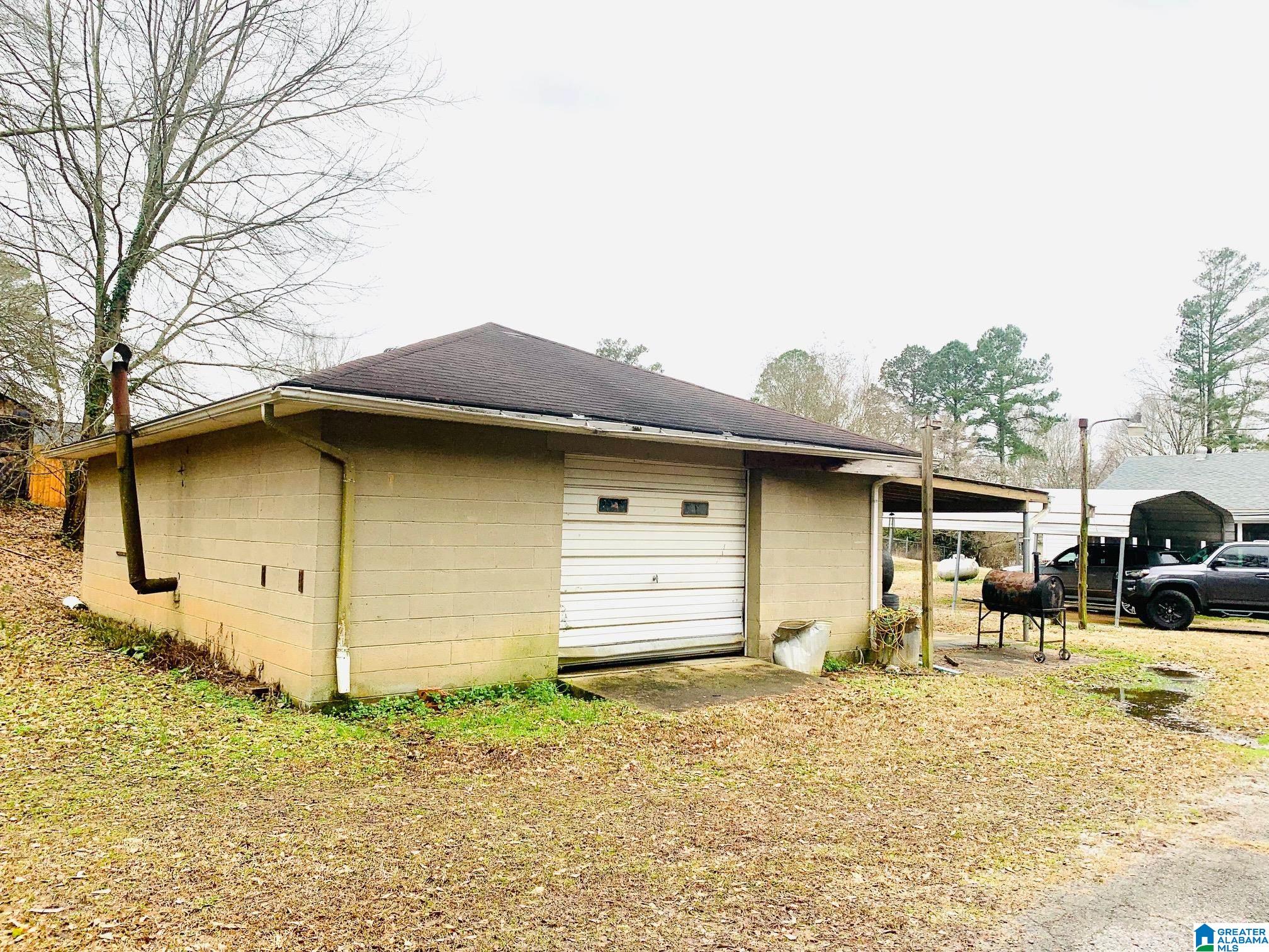 453 Perryman Bridge Road Heflin, AL 36264 - Photo 11 of 37