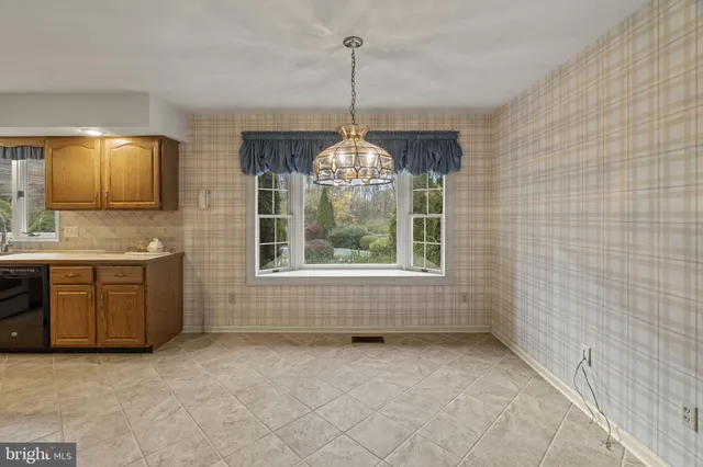 $800,000 | 2756 Pickertown Road, Warrington, PA 18976