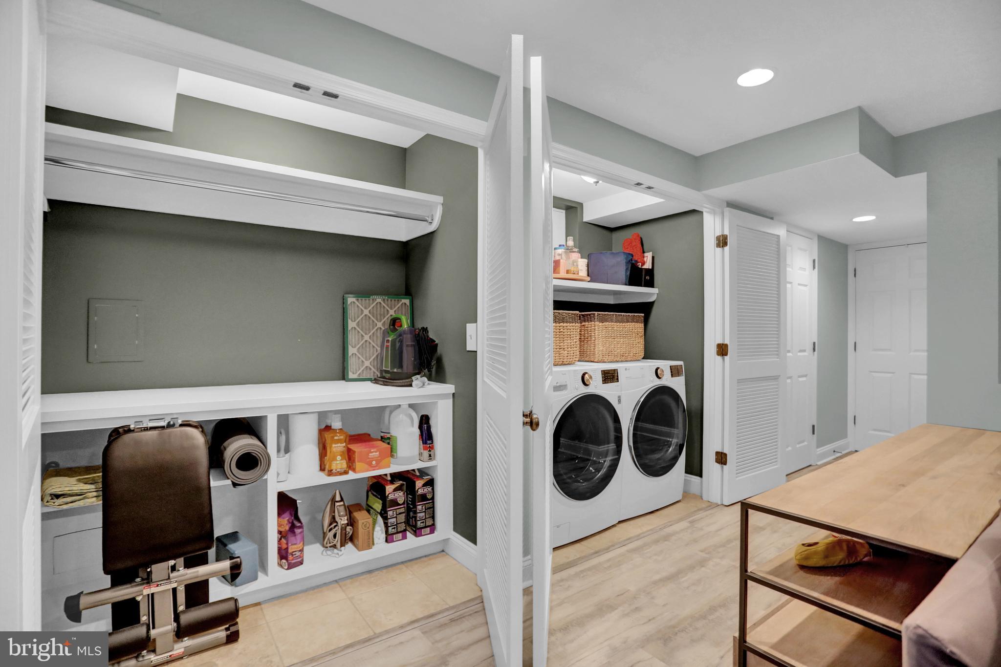 121 Croydon Road Baltimore, MD 21212 - Photo 39 of 57 Laundry area with front loading machines.