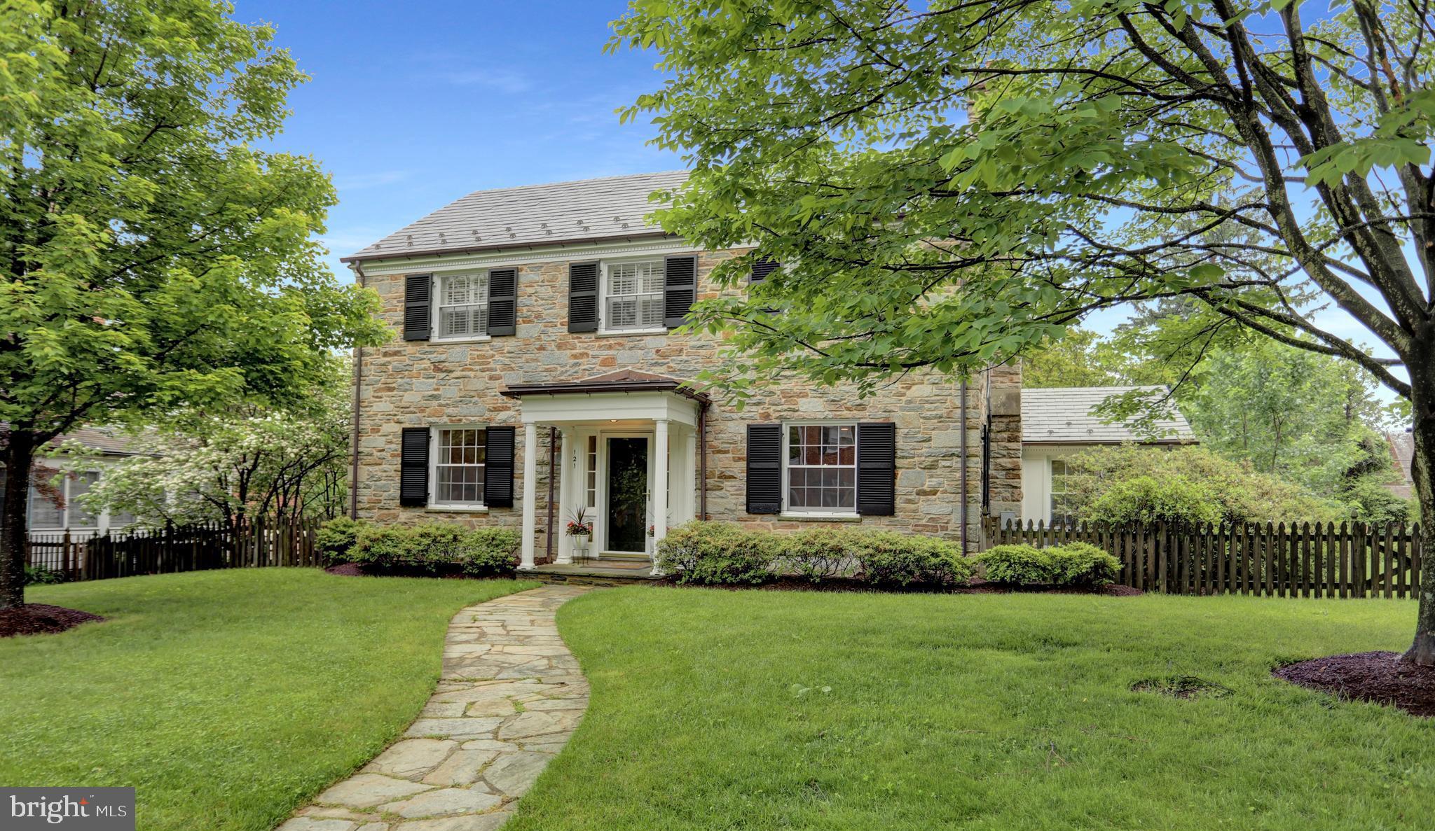 121 Croydon Road Baltimore, MD 21212 - Photo 42 of 57 a front view of a house with a garden