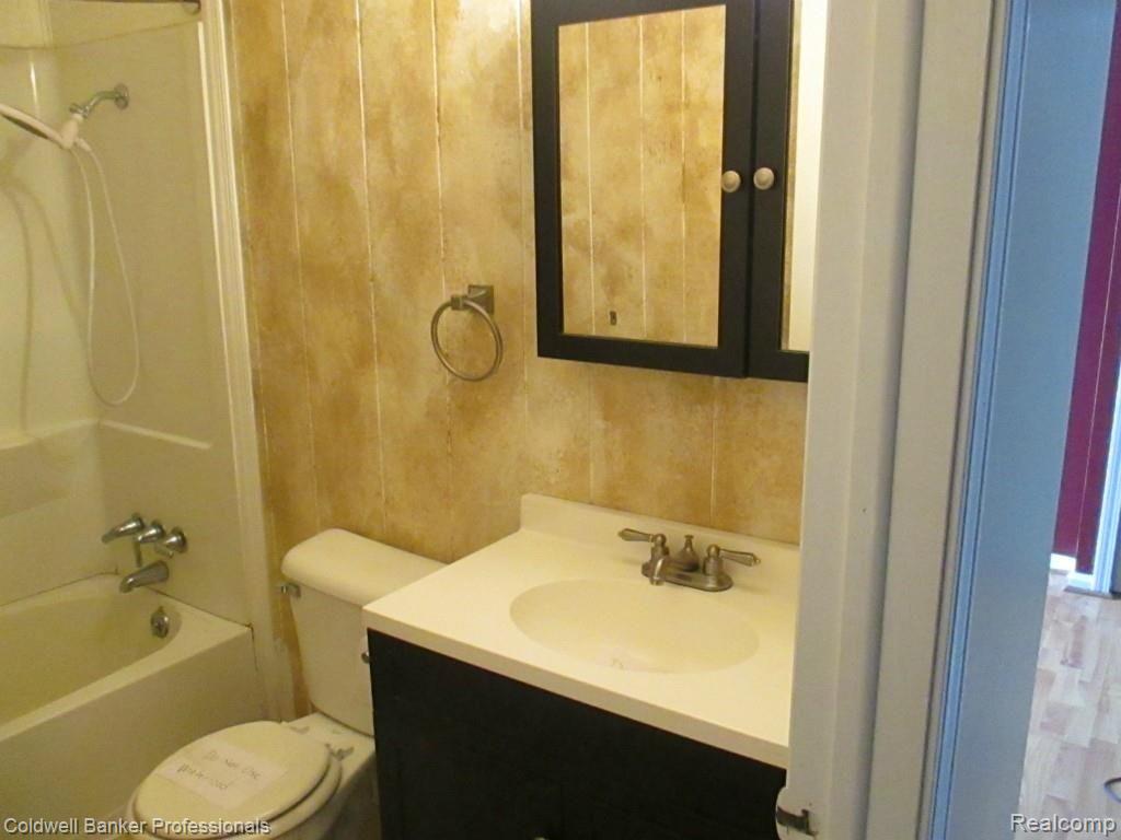 4504 Millis Road North Branch, MI 48461 - Photo 25 of 50 IMG_0571.jpg