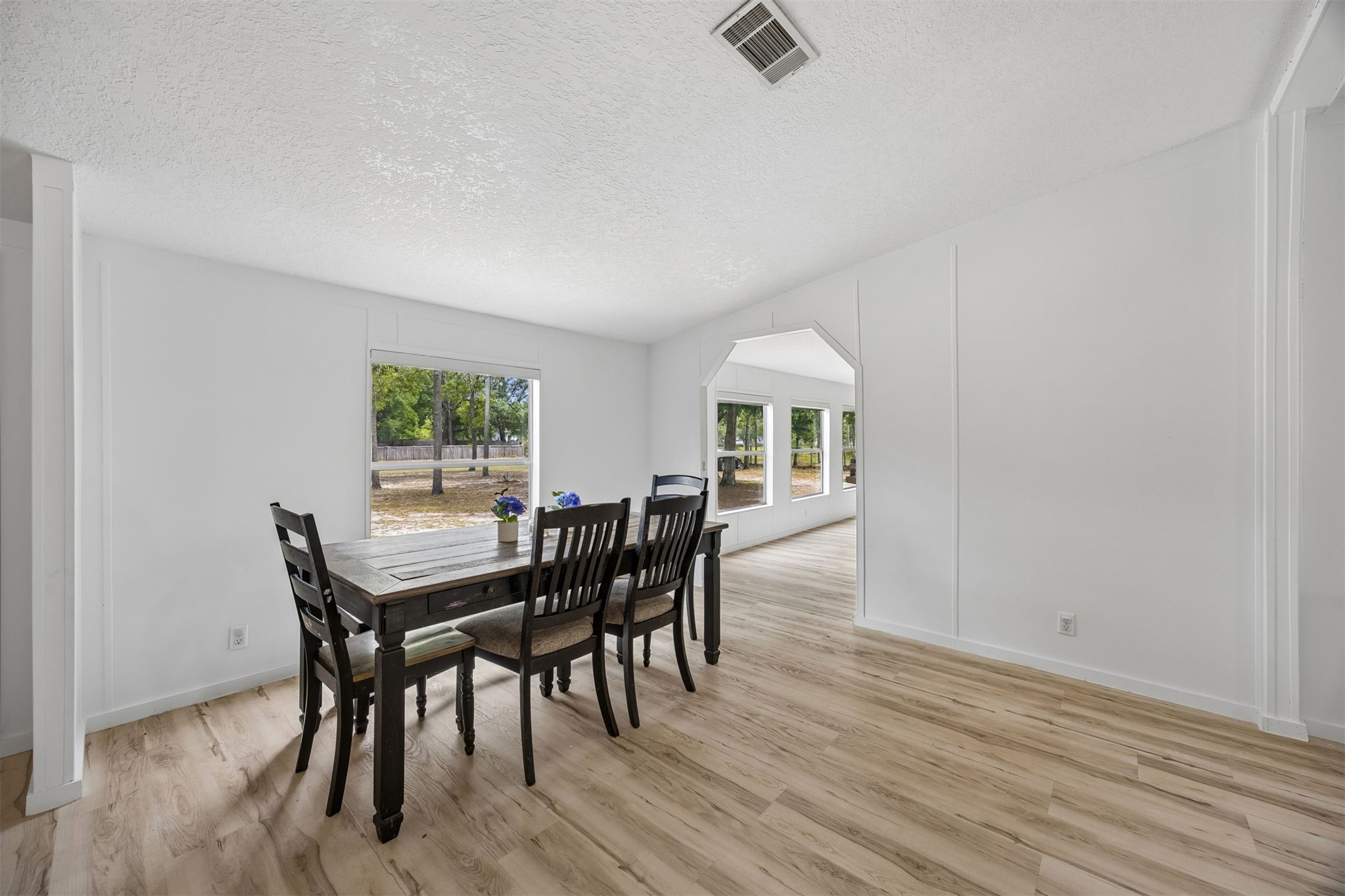 85356 Ashley Avenue Yulee, FL 32097 - Photo 11 of 37 Dining Room