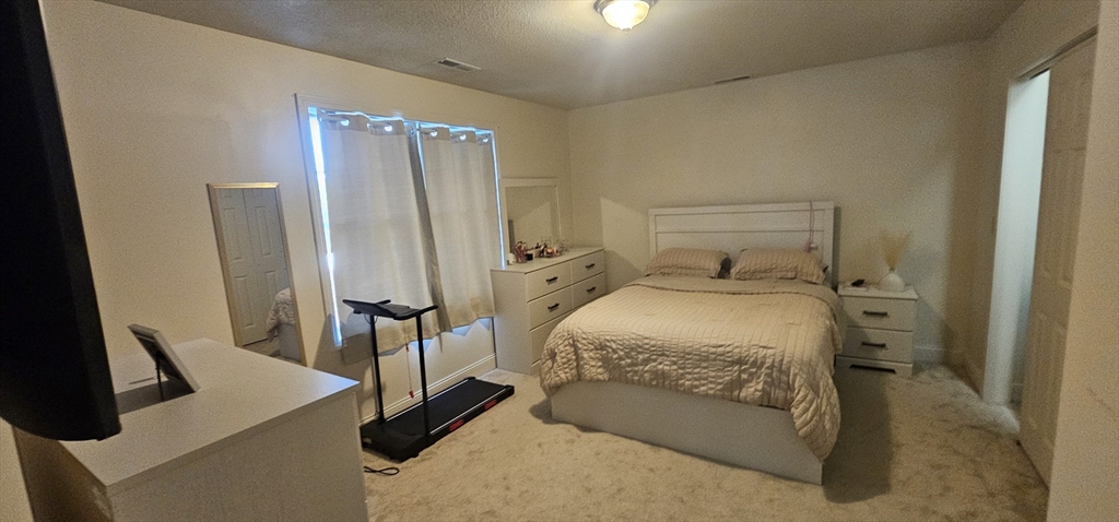 289 Morton Street Springfield, MA 01119 - Photo 16 of 28