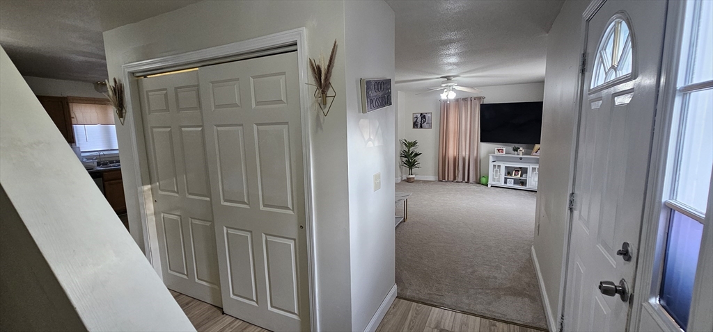 289 Morton Street Springfield, MA 01119 - Photo 4 of 28