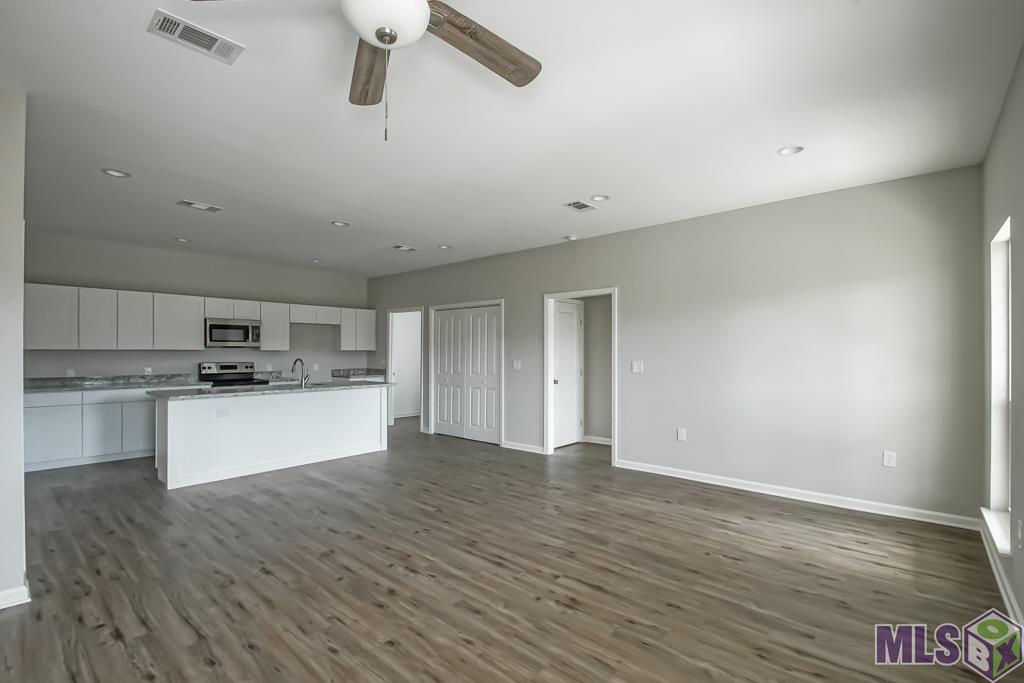 26313 Indian Run Springfield, LA 70462 - Photo 7 of 35