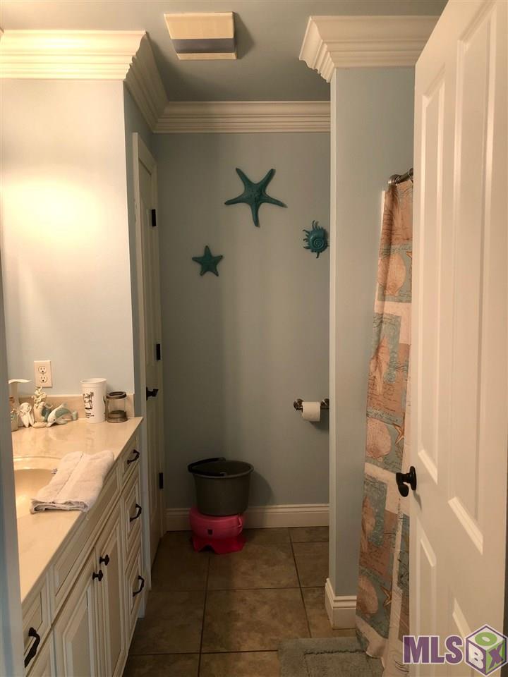 213 Leona Drive Raceland, LA 70394 - Photo 8 of 16