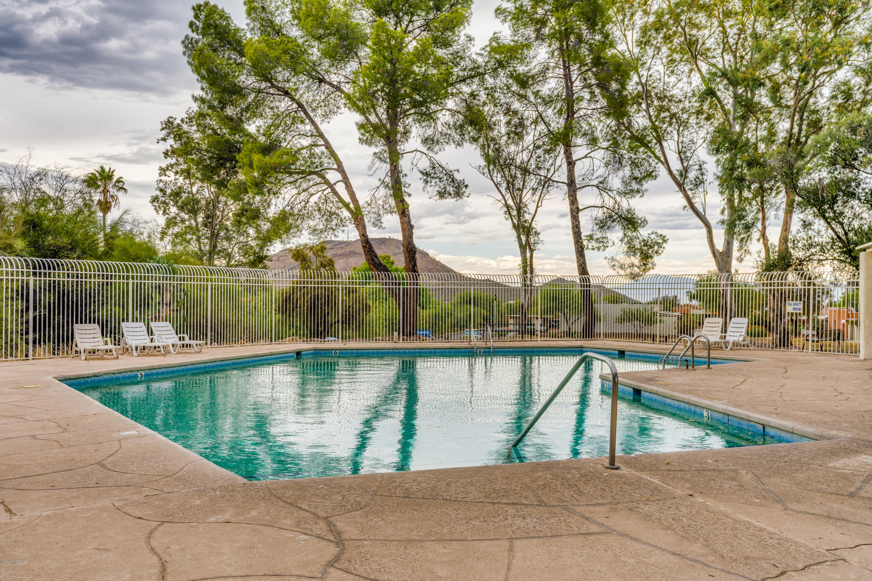 1327 South Wright Road Tucson, AZ 85713 - Photo 38 of 42