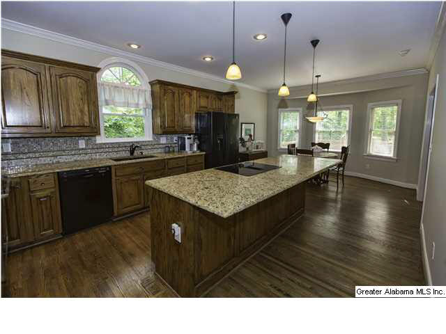 872 Ivawood Road Birmingham, AL 35210 - Photo 11 of 28