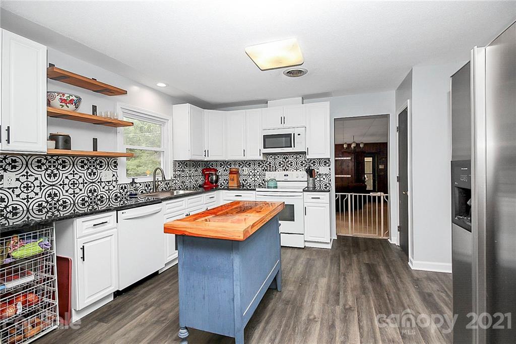 3325 Goodplace Road Rock Hill, SC 29732 - Photo 6 of 27 Gallery Image 6