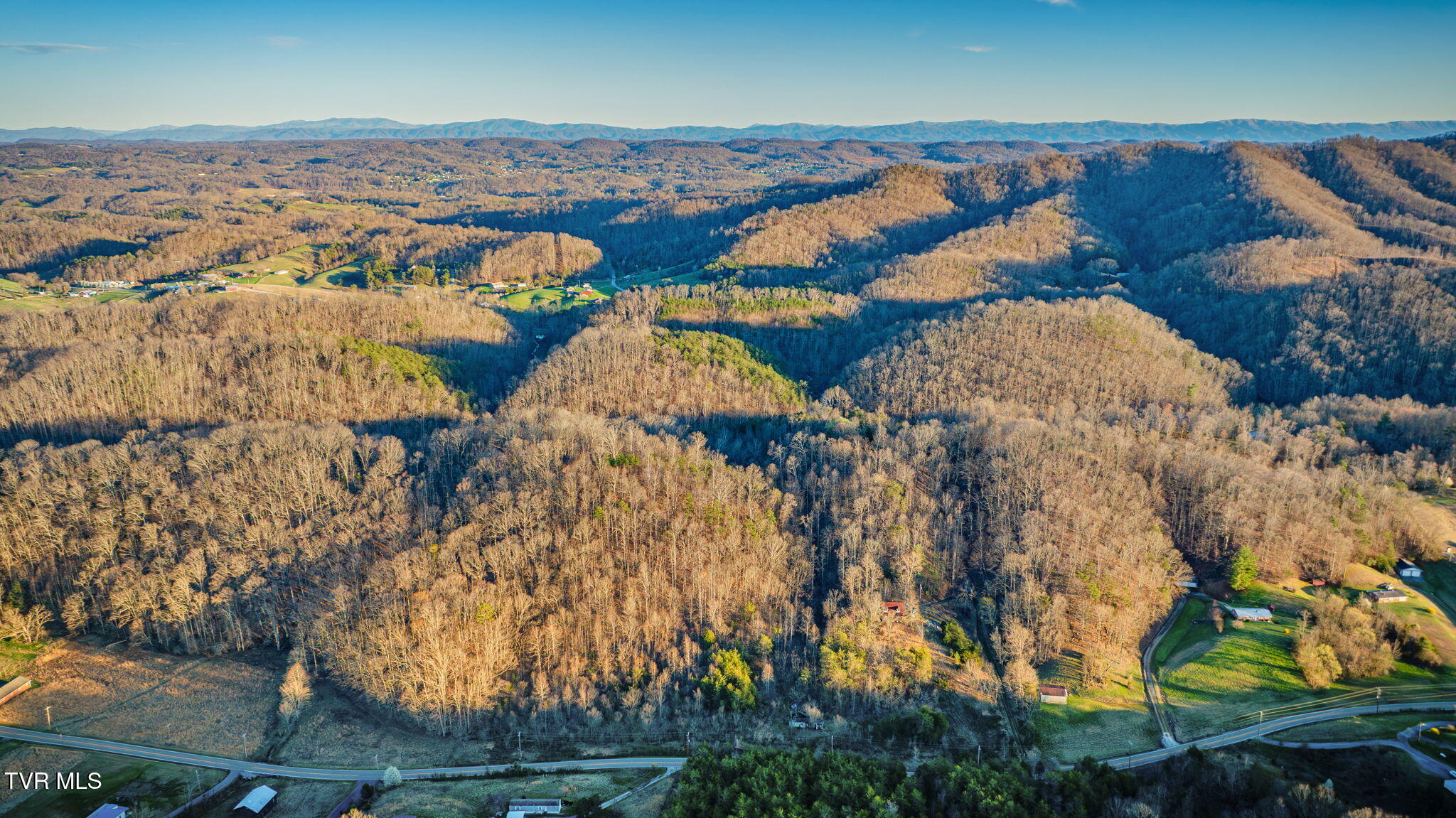 7389 Lone Star Road Kingsport, TN 37660 - Photo 5 of 11 102