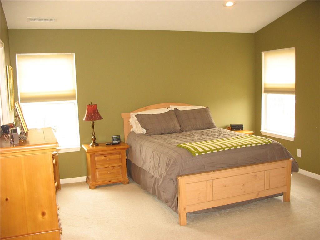 1307 Fall Ridge Drive Brownsburg, IN 46112 - Photo 4 of 24