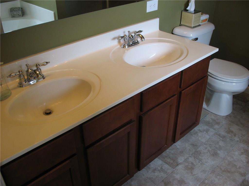 1307 Fall Ridge Drive Brownsburg, IN 46112 - Photo 5 of 24