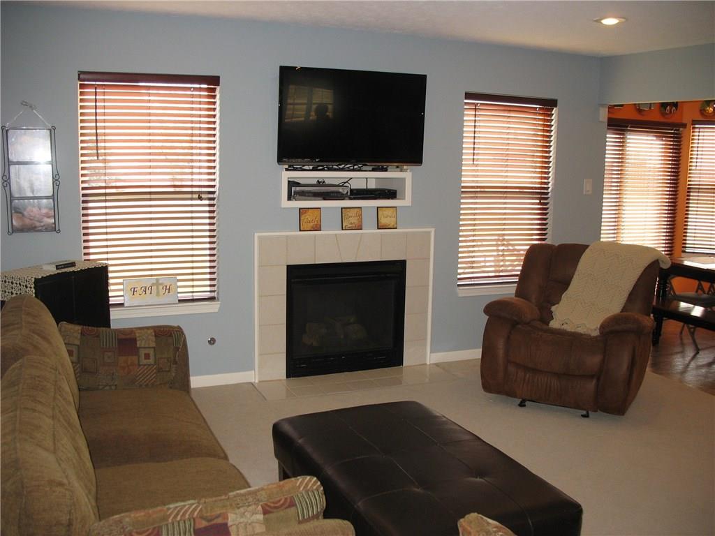 1307 Fall Ridge Drive Brownsburg, IN 46112 - Photo 7 of 24