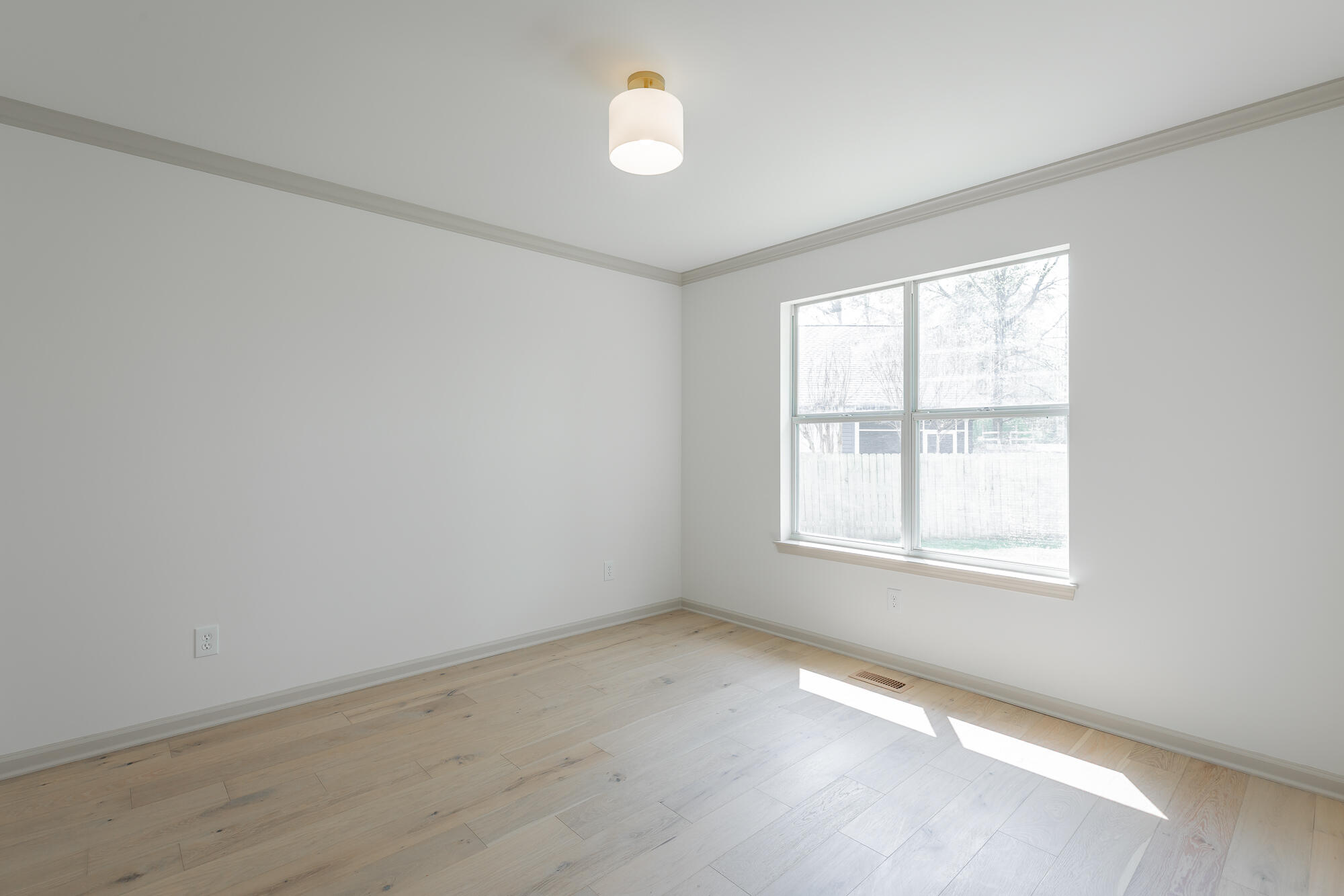 1618 Gunston Hall Road Hixson, TN 37343 - Photo 60 of 82 1618 Gunston Hall Road HD-52
