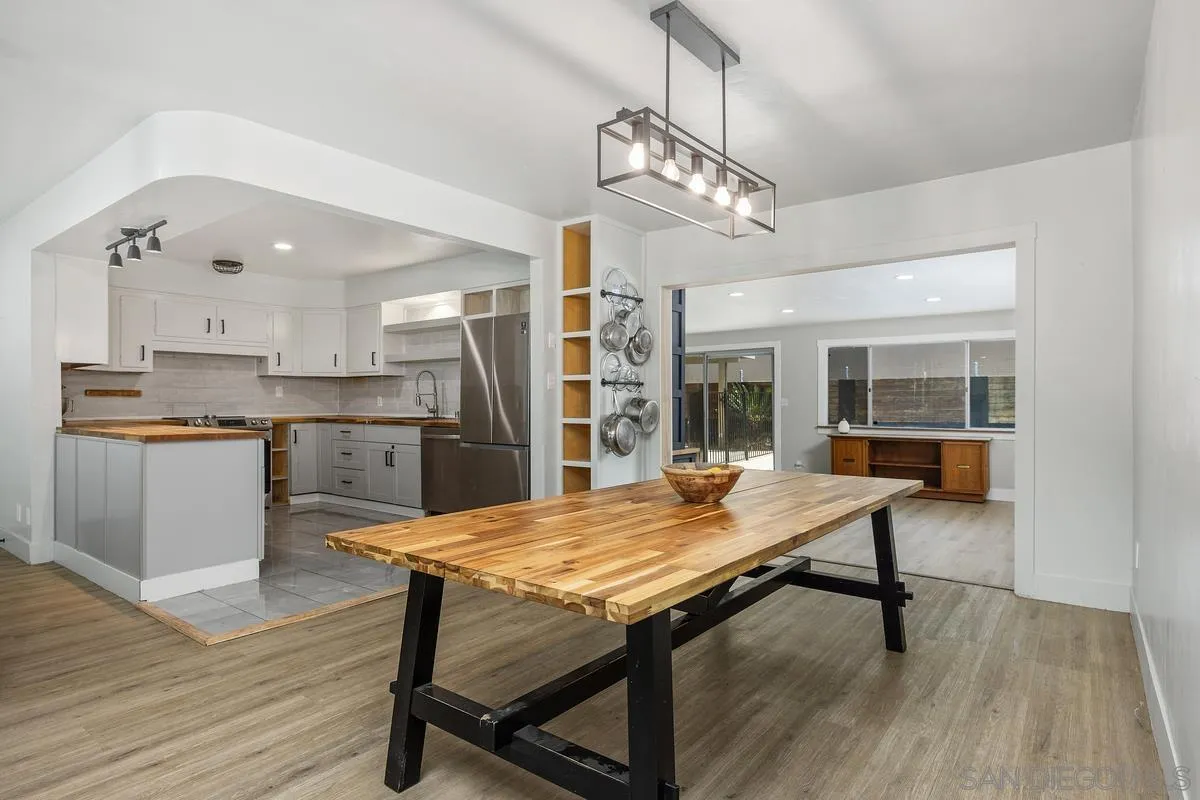 1211 East Mission Road Fallbrook, CA 92028 - Photo 9 of 34