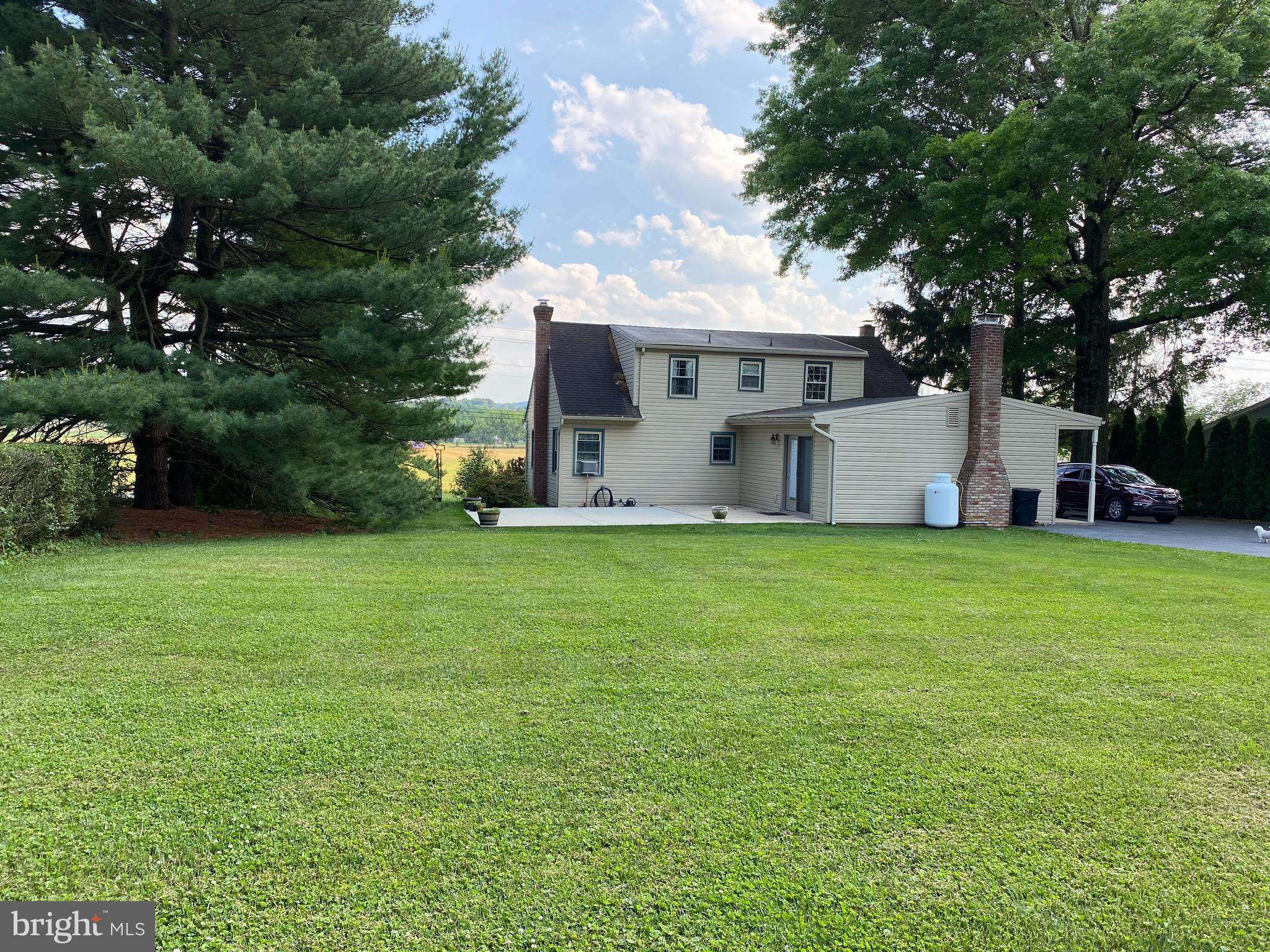 811 East Evergreen Road Lebanon, PA 17042 - Photo 14 of 24 Back view of house