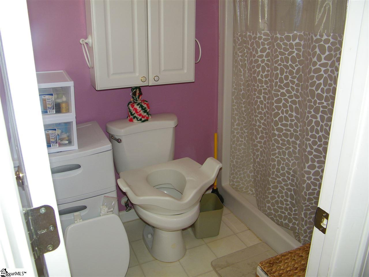 375 Zoar Heights Road Greer, SC 29651 - Photo 15 of 36 Gallery Image 15