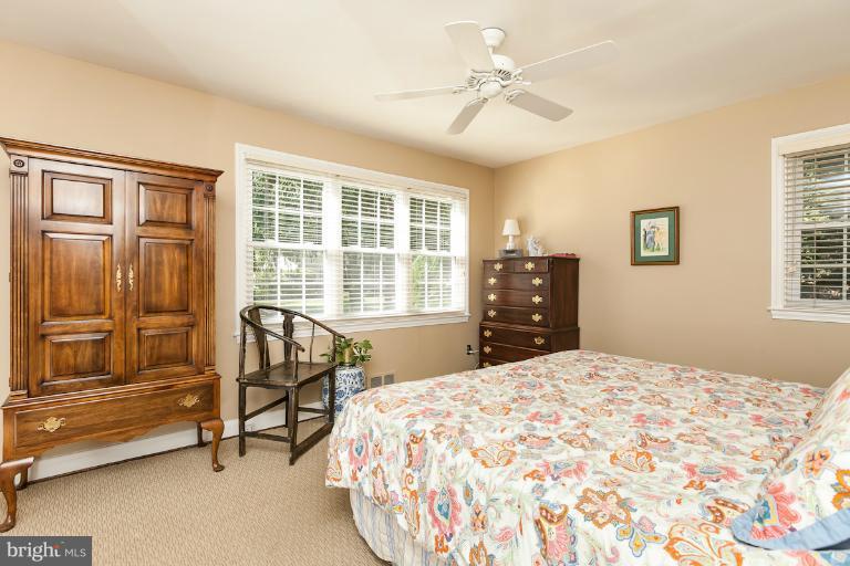 427 Range Road Towson, MD 21204 - Photo 14 of 29 Bedroom (Master)