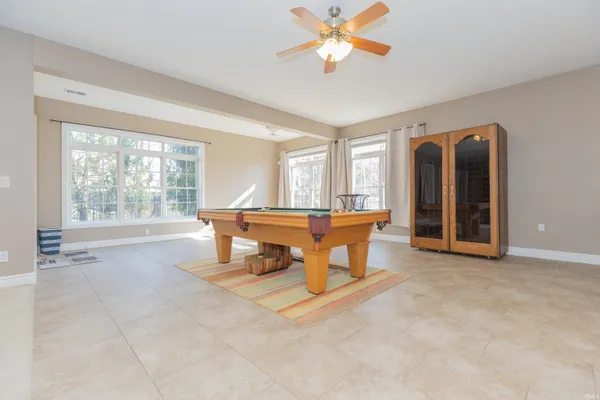 $938,000 | 6444 Pebble Point Court, Newburgh, IN 47630