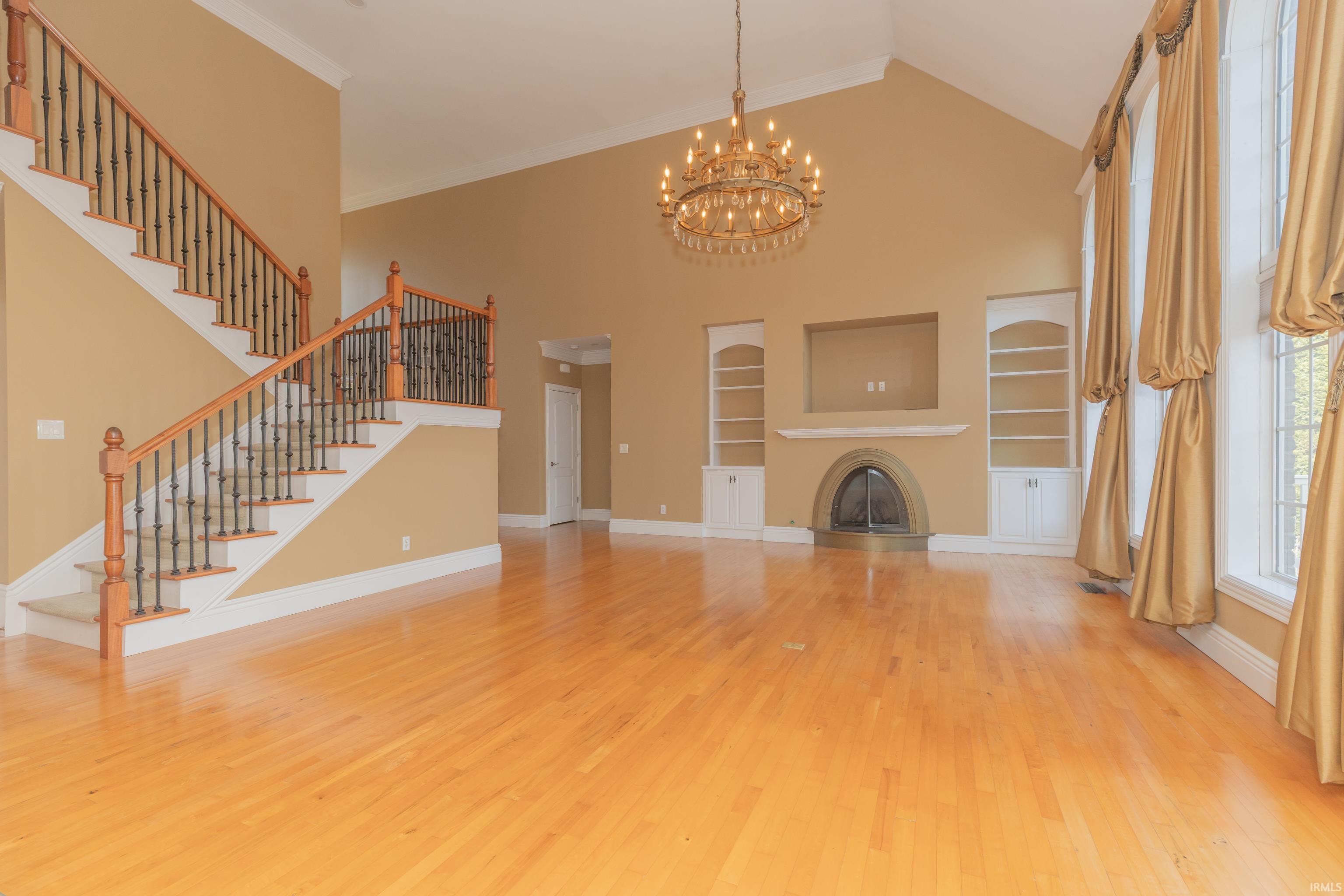 6444 Pebble Point Court Newburgh, IN 47630 - Photo 4 of 36