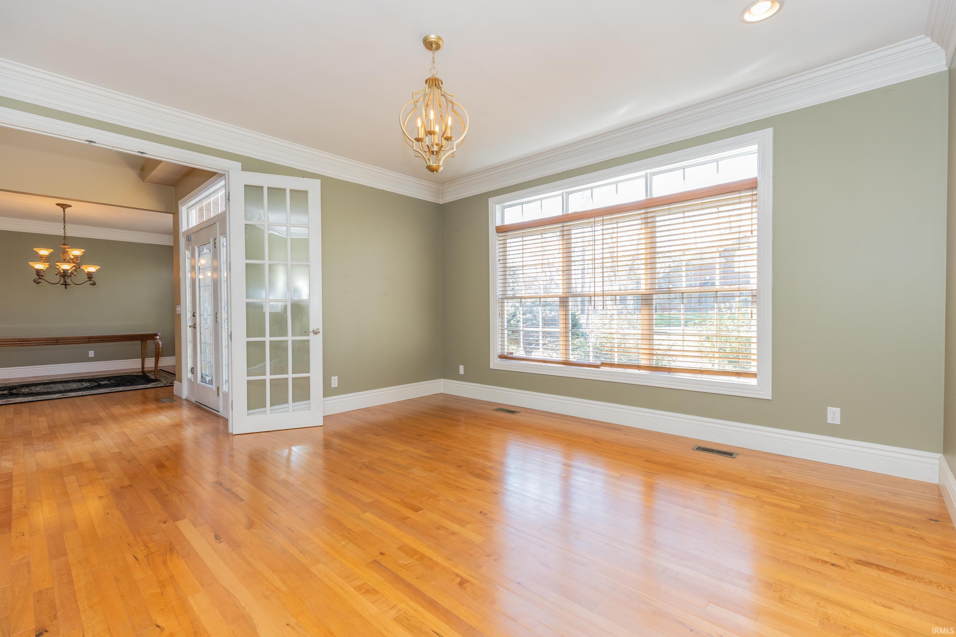 6444 Pebble Point Court Newburgh, IN 47630 - Photo 5 of 36