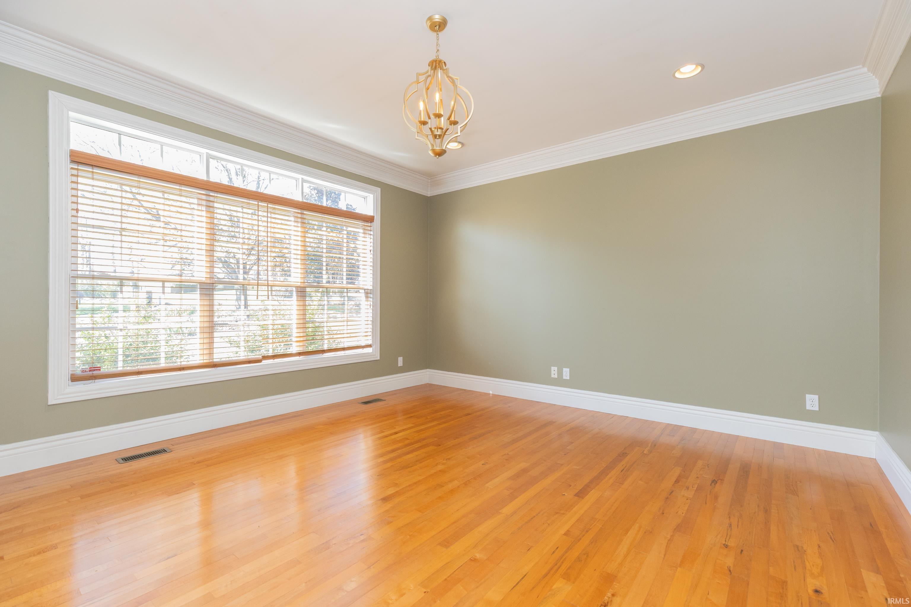 6444 Pebble Point Court Newburgh, IN 47630 - Photo 6 of 36
