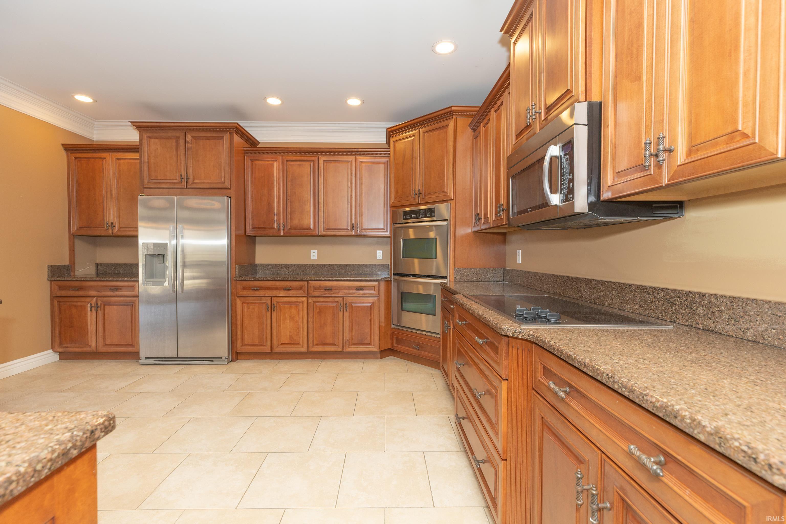 6444 Pebble Point Court Newburgh, IN 47630 - Photo 10 of 36