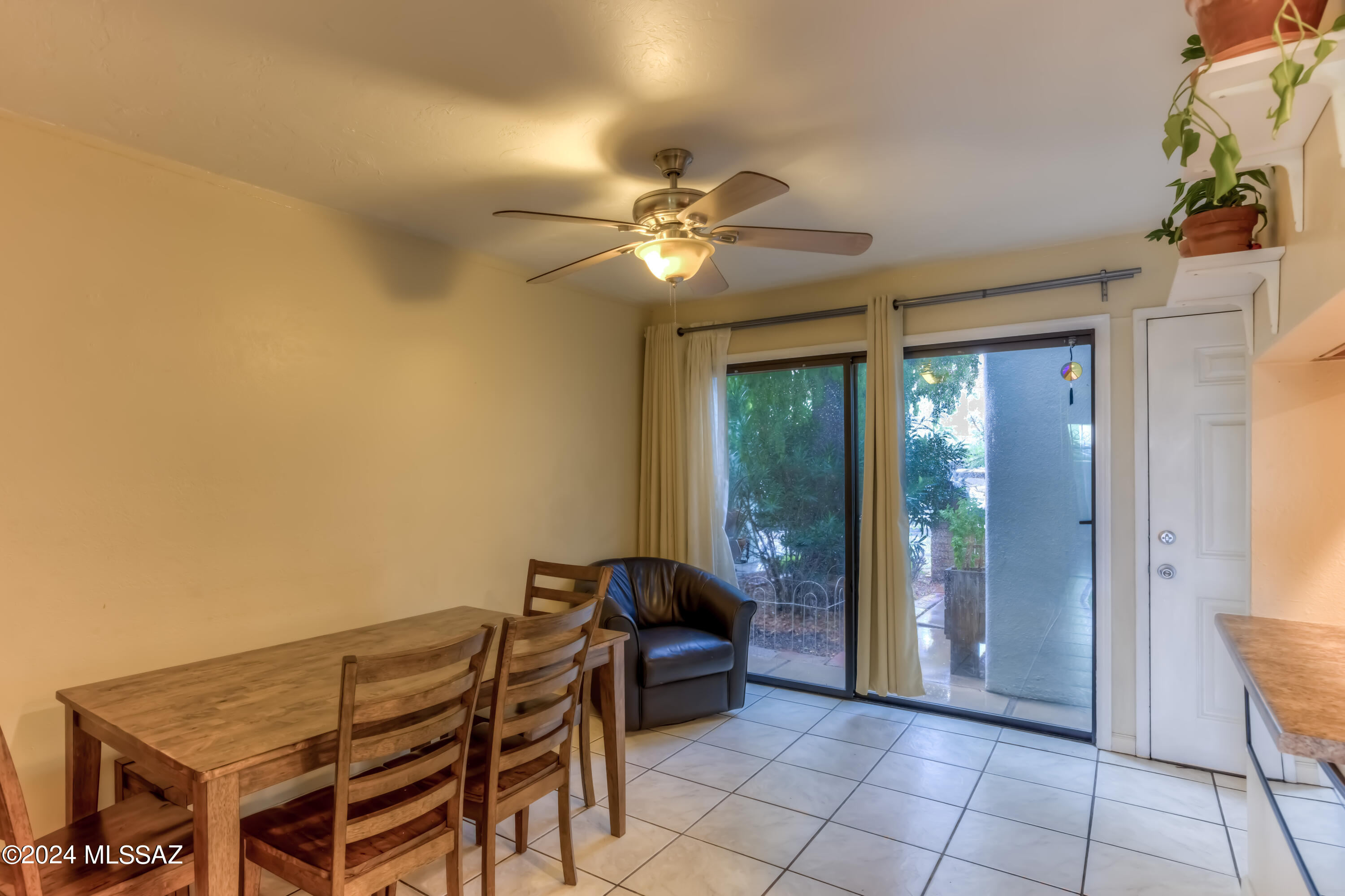 2751 West Anklam Road, Unit E Tucson, AZ 85745 - Photo 11 of 31 Gallery Image 11