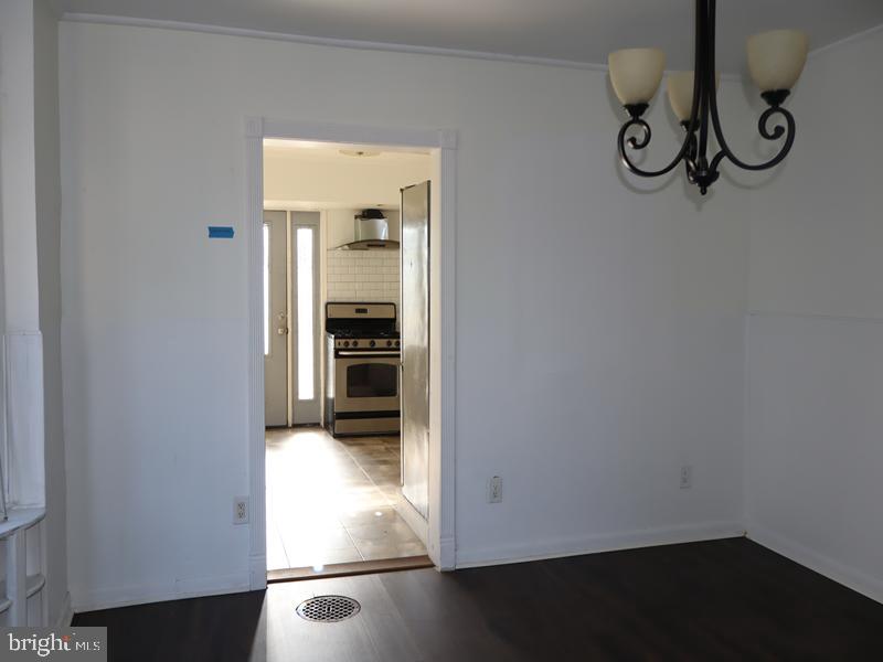 119 Fairview Road Woodlyn, PA 19094 - Photo 8 of 15 Gallery Image 8