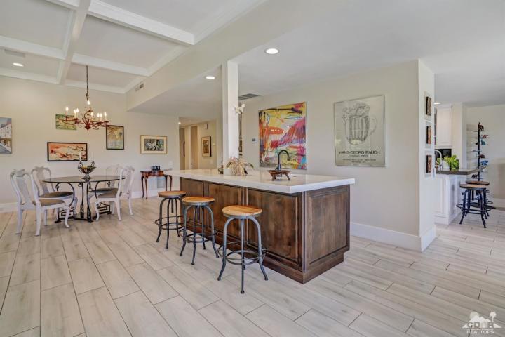 47 Colgate Drive Rancho Mirage, CA 92270 - Photo 12 of 33 47 Colgate Bar-Dining