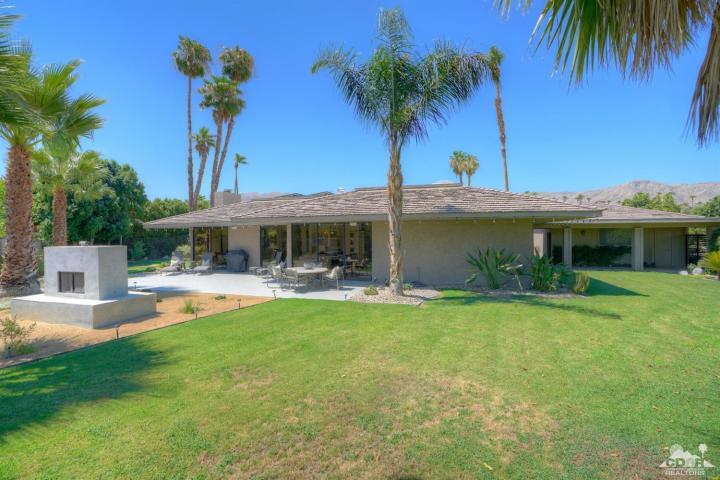 47 Colgate Drive Rancho Mirage, CA 92270 - Photo 29 of 33 47 Colgate Side Yard FRPL