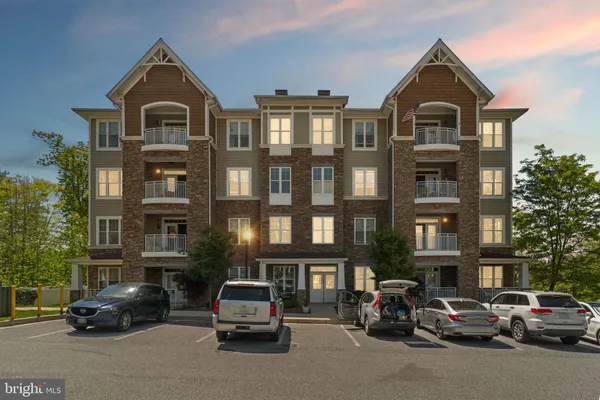 $450,000 | 17 Clay Lodge Lane, Unit 404, Catonsville, MD 21228