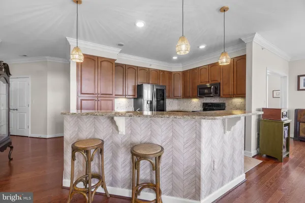 $450,000 | 17 Clay Lodge Lane, Unit 404, Catonsville, MD 21228