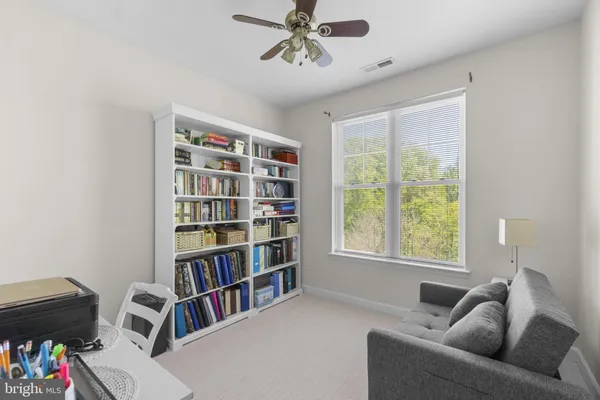 $450,000 | 17 Clay Lodge Lane, Unit 404, Catonsville, MD 21228