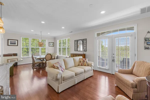 $450,000 | 17 Clay Lodge Lane, Unit 404, Catonsville, MD 21228