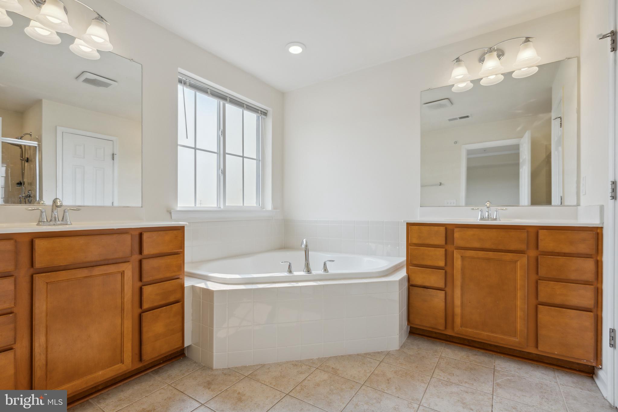 6196 Murray Terrace Frederick, MD 21703 - Photo 8 of 16