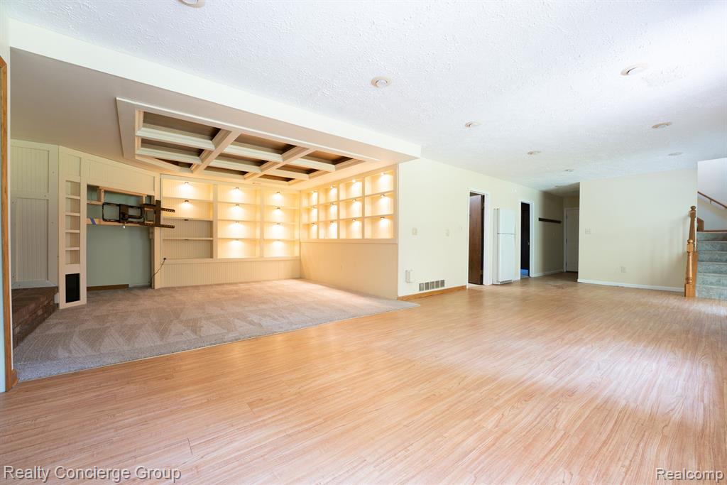 5412 Prairie View Brighton, MI 48116 - Photo 20 of 27