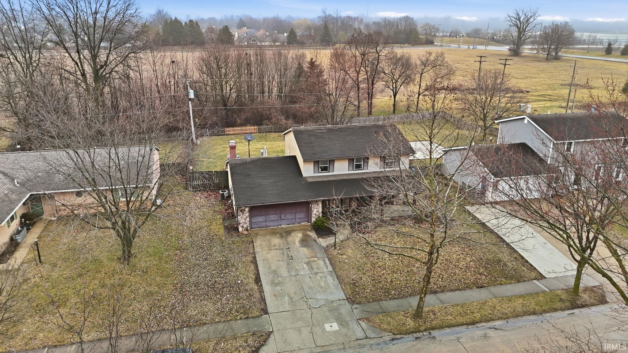1416 Lofton Way Fort Wayne, IN 46815 - Photo 3 of 36
