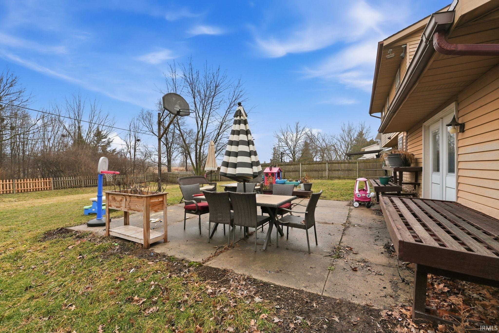 1416 Lofton Way Fort Wayne, IN 46815 - Photo 31 of 36