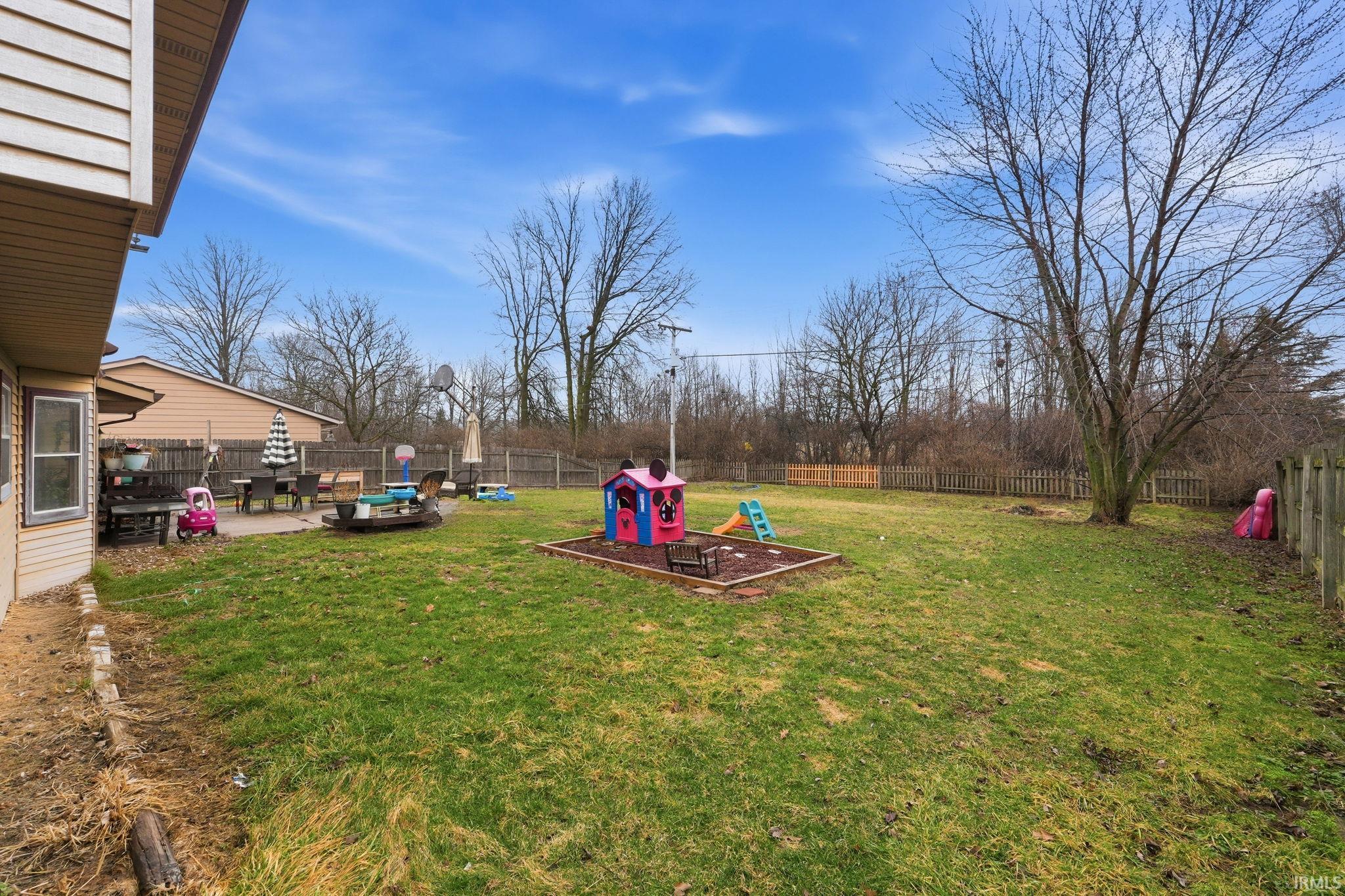 1416 Lofton Way Fort Wayne, IN 46815 - Photo 33 of 36