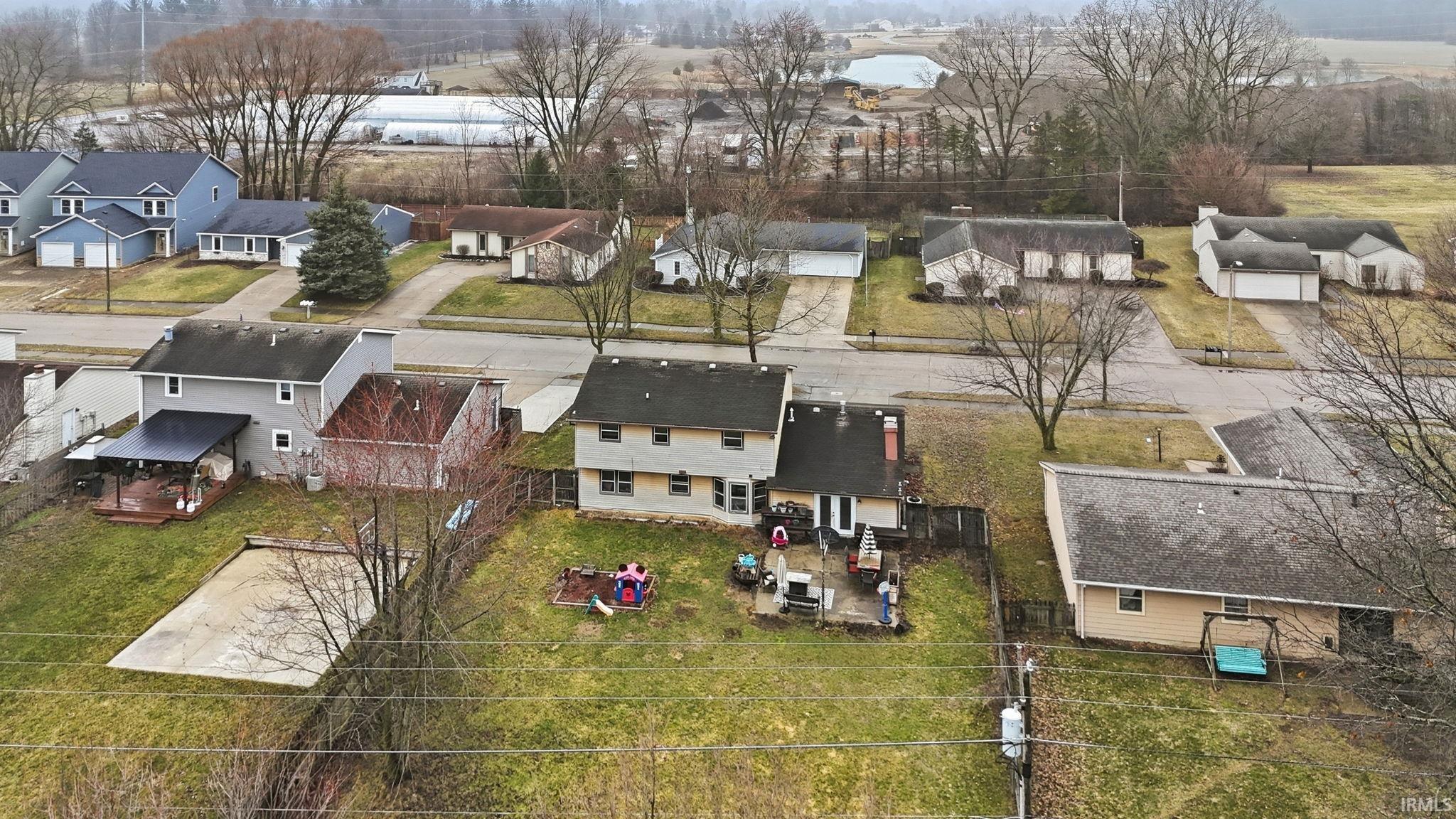 1416 Lofton Way Fort Wayne, IN 46815 - Photo 5 of 36