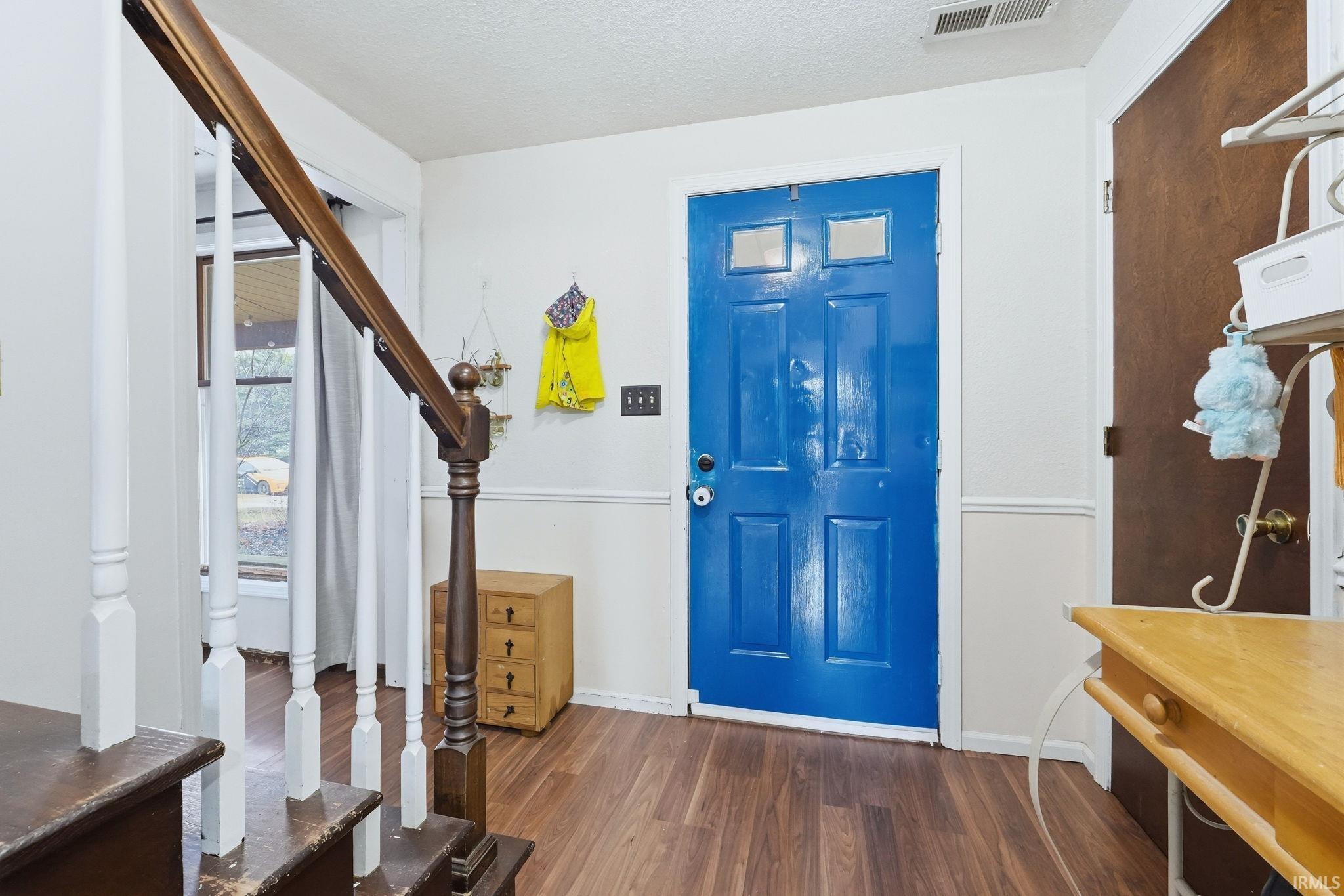 1416 Lofton Way Fort Wayne, IN 46815 - Photo 7 of 36