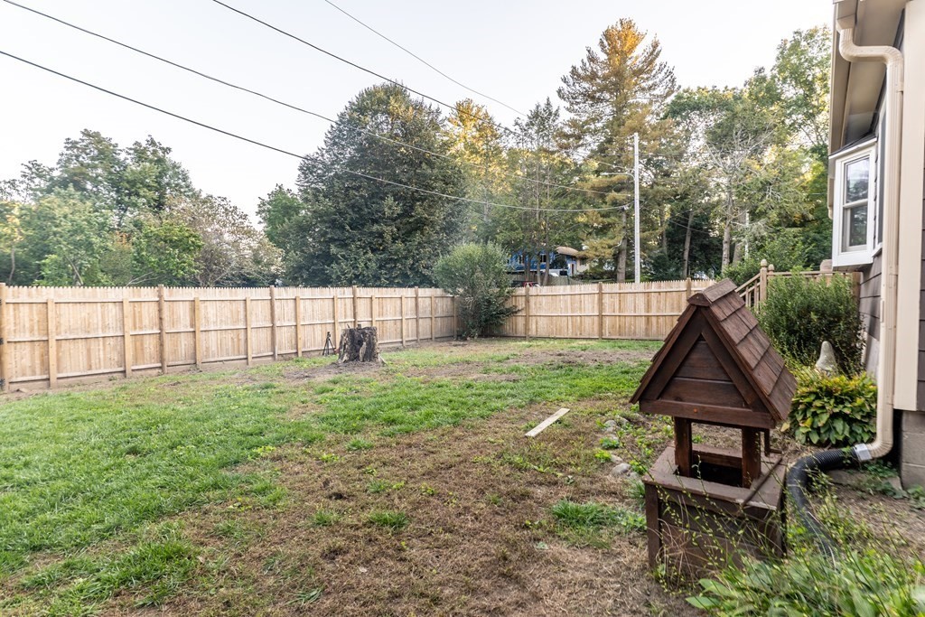31 Leigh Road Hamilton, MA 01982 - Photo 3 of 10 Gallery Image 3