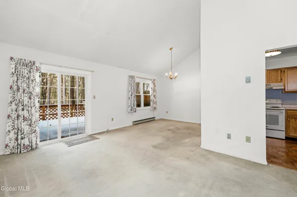 $265,000 | 4059 Chaucer Place, Guilderland, NY 12159