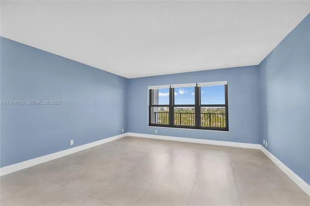 $2,400 | 3200 Port Royale Drive North, Unit 1210, Fort Lauderdale, FL 33308